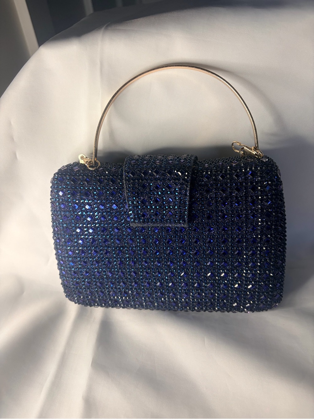 Elegant Navy Crystal Evening Bag with Gold Accents - Picture 4 of 9